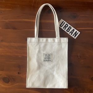 New! Urban outfitters UO-76 Mini piper canvas tote in white